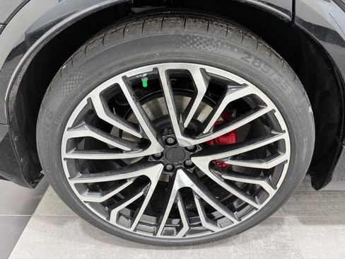 New 2026 Audi SQ8 Prestige AWD/4WD image 3