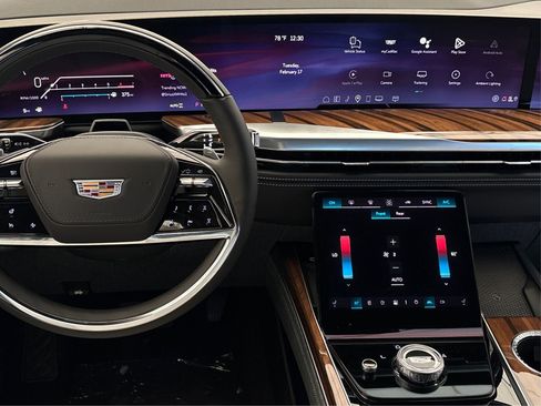 New 2026 Cadillac Escalade ESV Platinum Luxury image 16