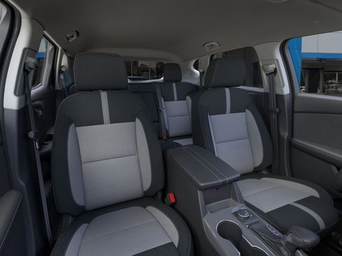 New 2025 Chevrolet Blazer LT w/ Convenience Package image 16