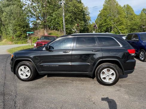 Used 2014 Jeep Grand Cherokee Laredo w/ Quick Order Package 23E AWD/4WD image 4