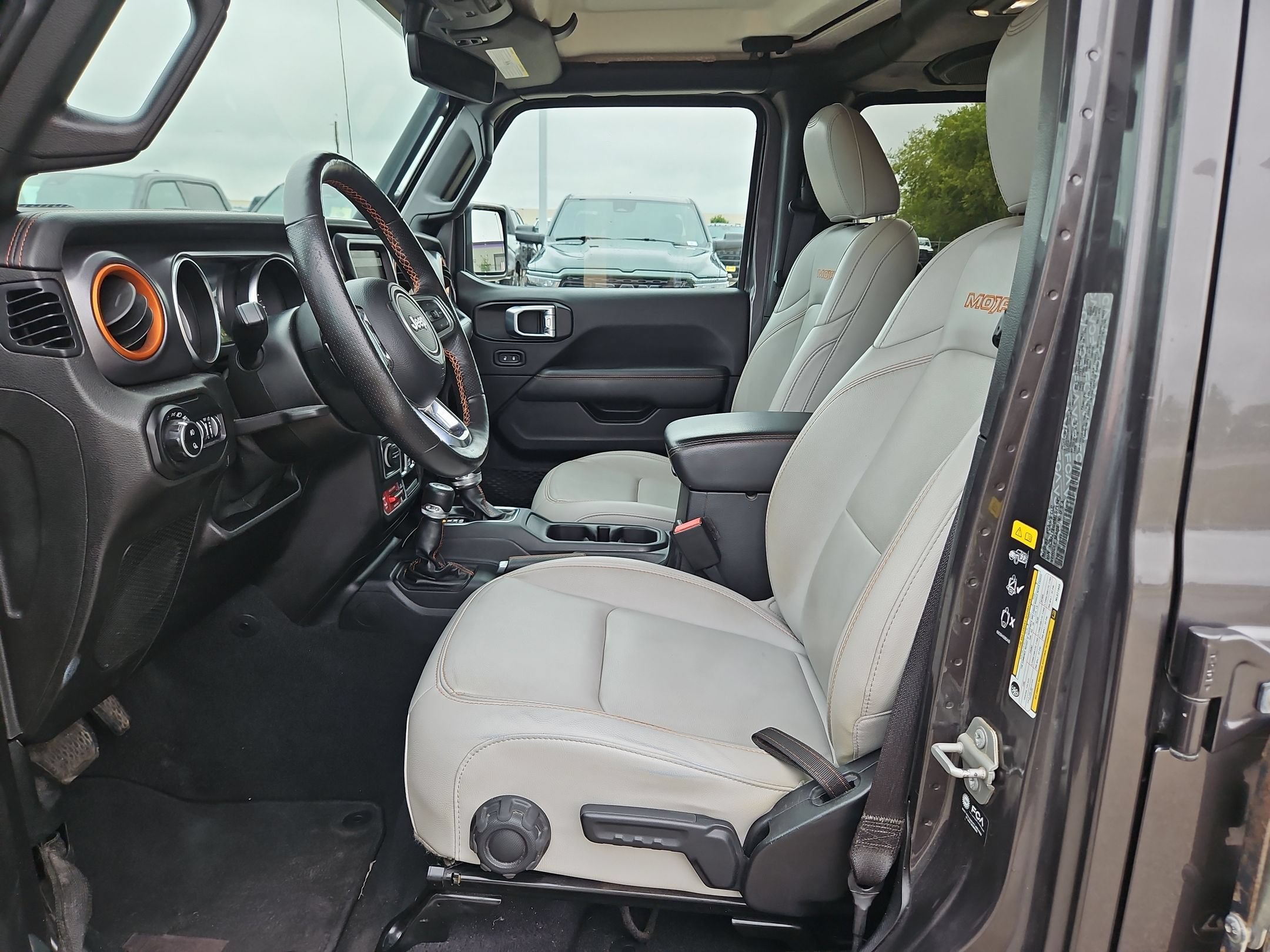 Used 2021 Jeep Gladiator Mojave AWD/4WD image 9