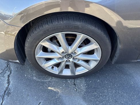 Used 2017 MAZDA MAZDA3 Grand Touring w/ Premium Equipment Package image 34