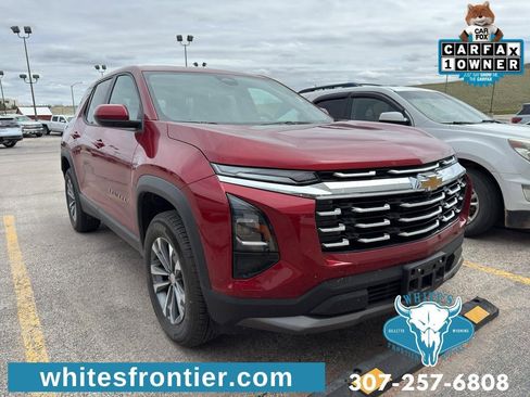 Used 2026 Chevrolet Equinox LT AWD/4WD image 2