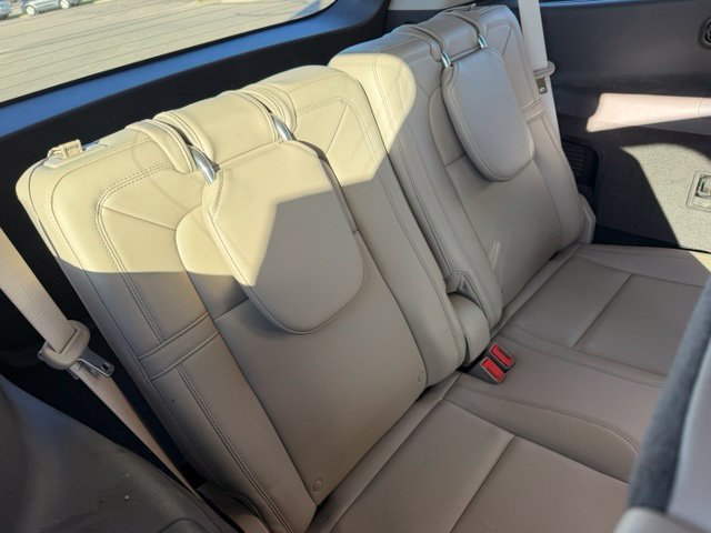 Used 2023 Lincoln Aviator Reserve w/ Equipment Group 201A AWD/4WD image 14