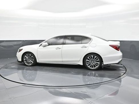 Used 2018 Acura RLX w/ Technology Package image 5