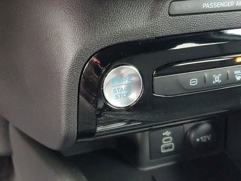 Used 2025 Ford Escape ST-Line w/ Equipment Group 301A image 16