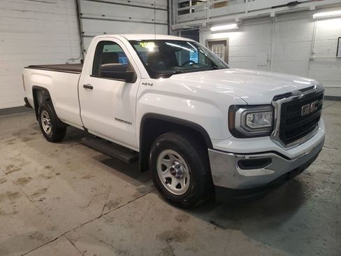 Used 2017 GMC Sierra 1500 4x4 Regular Cab image 9
