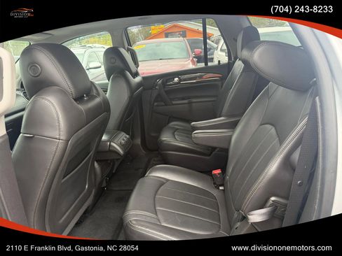 Used 2017 Buick Enclave Leather image 14