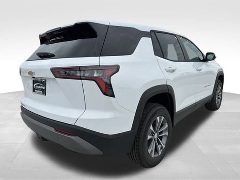 New 2026 Chevrolet Equinox LT w/ Convenience Package II AWD/4WD image 9