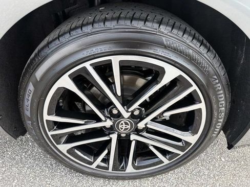 Certified 2026 Toyota Camry XLE FWD image 33