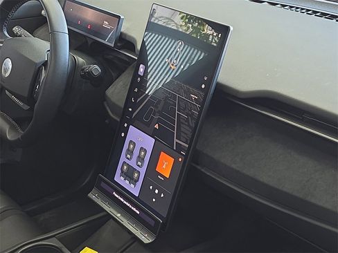 Used 2023 Fisker Ocean One image 22