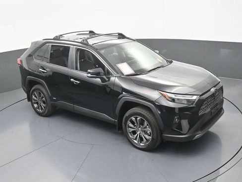 Used 2025 Toyota RAV4 Limited w/ Advanced Technology Package AWD/4WD image 51