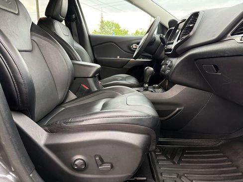 Used 2022 Jeep Cherokee Limited AWD/4WD image 36