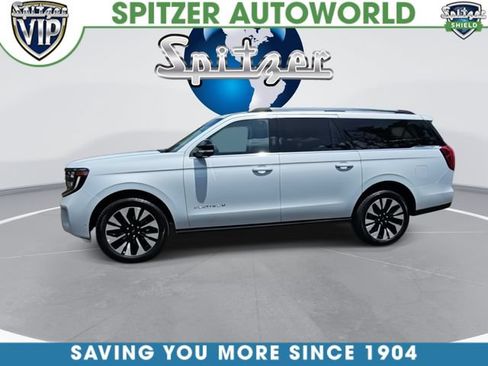 Used 2025 Ford Expedition Max Platinum w/ Driver's Package AWD/4WD image 5