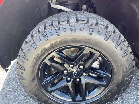 Used 2022 Chevrolet Silverado 1500 Custom Trail Boss AWD/4WD image 7