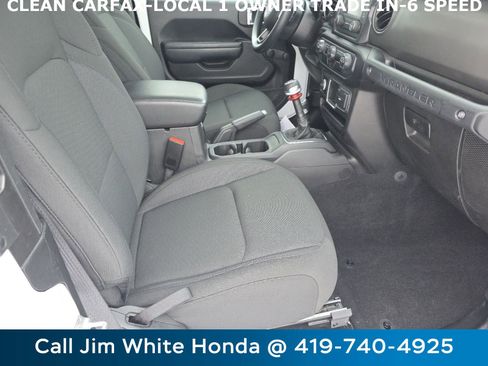 Used 2021 Jeep Wrangler Sport image 23
