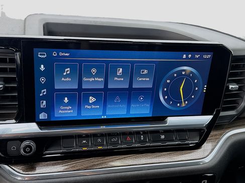 Used 2024 Chevrolet Silverado 1500 LT image 9