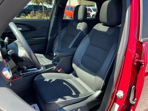 Used 2021 Chevrolet TrailBlazer RS w/ Sun and Liftgate Package image 27
