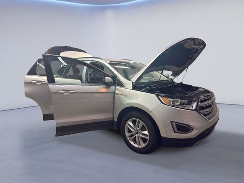 Used 2017 Ford Edge SEL w/ Equipment Group 201A image 8
