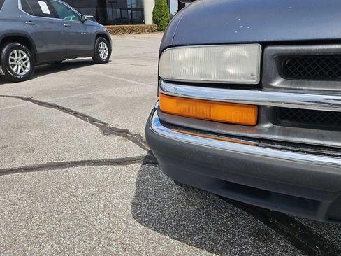 Used 2000 Chevrolet Blazer LS w/ LS Preferred Equipment Group image 11