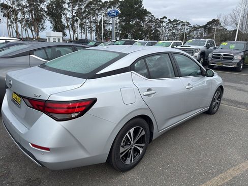 Used 2022 Nissan Sentra SV image 5