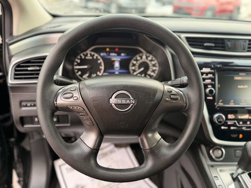 Used 2023 Nissan Murano S image 12
