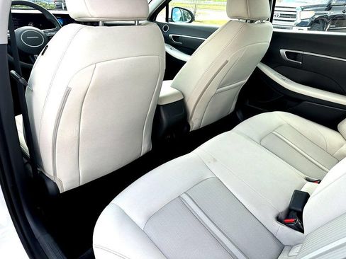 Used 2026 Hyundai Sonata SE FWD image 21