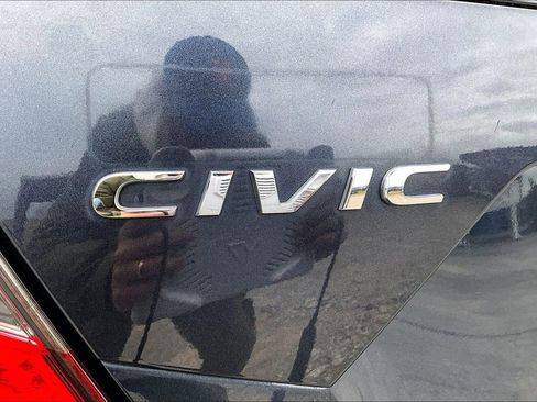 Used 2017 Honda Civic EX image 24