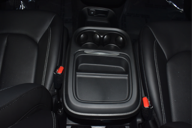New 2027 Chrysler Pacifica Select FWD image 29