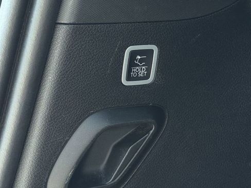 Used 2024 Jeep Wagoneer Series II w/ Flexible Seating Group RWD image 36