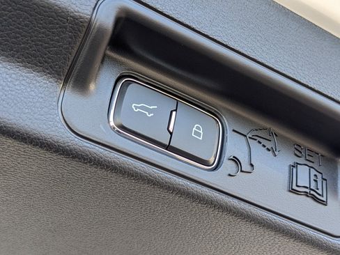 New 2026 Ford Explorer Active w/ Active Comfort Package image 14