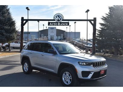 New 2025 Jeep Grand Cherokee Laredo w/ Luxury Tech Group I
