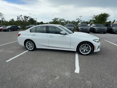 Used 2025 BMW 330i Sedan RWD image 9