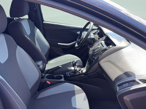 Used 2014 Ford Focus ST FWD image 17