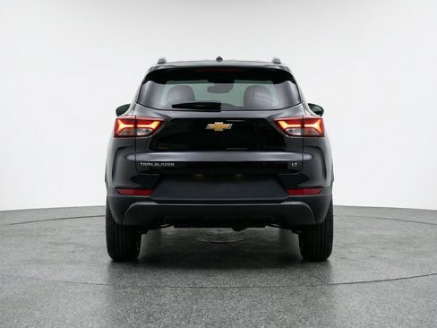 Used 2025 Chevrolet TrailBlazer LT w/ Driver Confidence Package AWD/4WD image 7