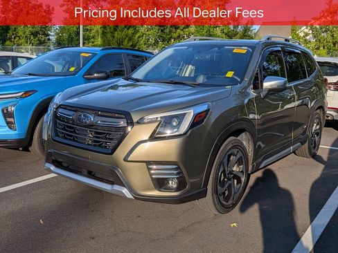 Used 2023 Subaru Forester Touring AWD/4WD image 3