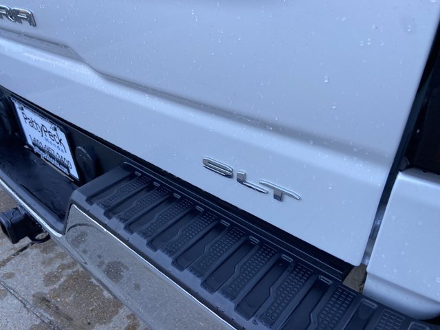 Used 2023 GMC Sierra 1500 SLT w/ SLT Premium Package AWD/4WD image 49