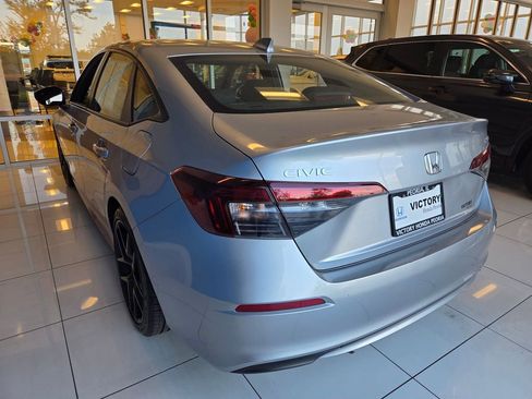 Certified 2025 Honda Civic Sport image 10