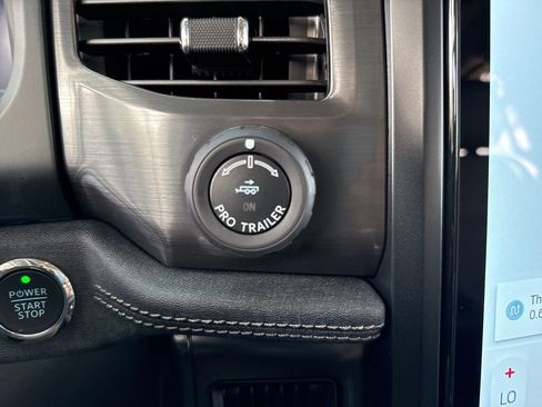 Used 2025 Ford F150 Lightning Flash image 43