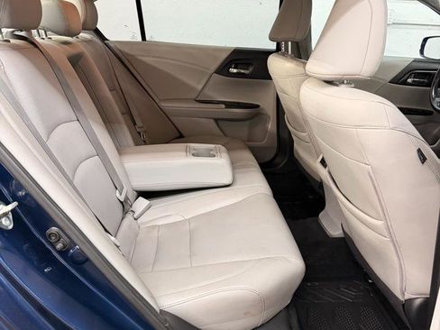 Used 2015 Honda Accord EX-L image 41