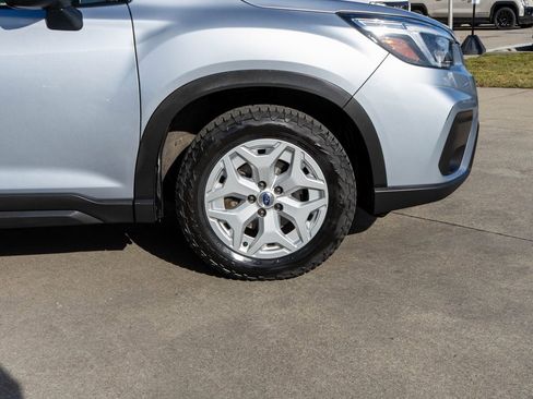 Used 2021 Subaru Forester image 34