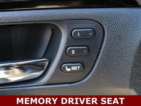 Used 2019 Honda Pilot Touring image 4