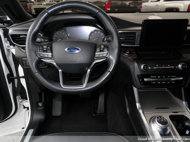 Used 2020 Ford Explorer Limited AWD/4WD image 14
