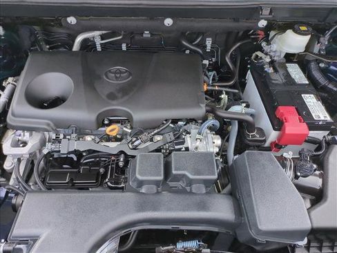 Certified 2023 Toyota RAV4 XLE w/ Convenience Package FWD image 23