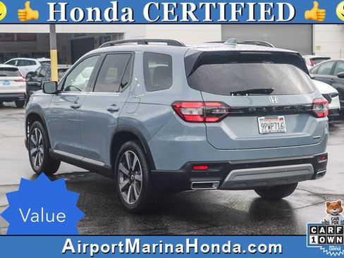 Used 2025 Honda Pilot Touring image 6