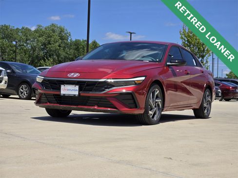 New 2025 Hyundai Elantra Sport image 2