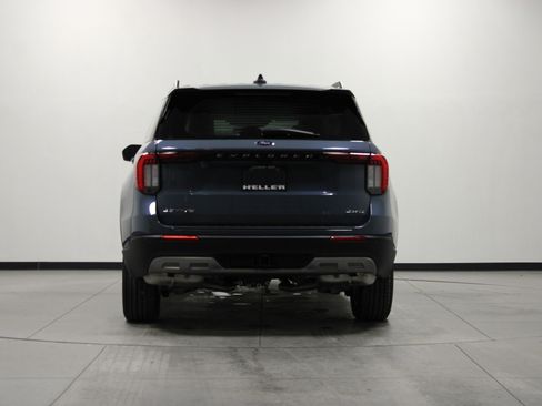 New 2026 Ford Explorer Active w/ Active Comfort Package image 5