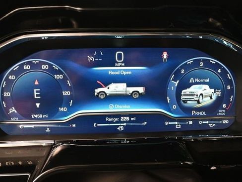 Used 2023 Chevrolet Silverado 1500 LT AWD/4WD image 33