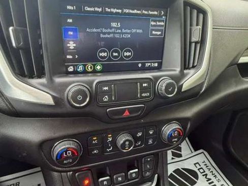 Used 2021 GMC Terrain SLT AWD/4WD image 9