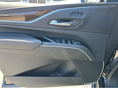 Certified 2024 Cadillac Escalade Sport Platinum w/ LPO, ONYX Package AWD/4WD image 25